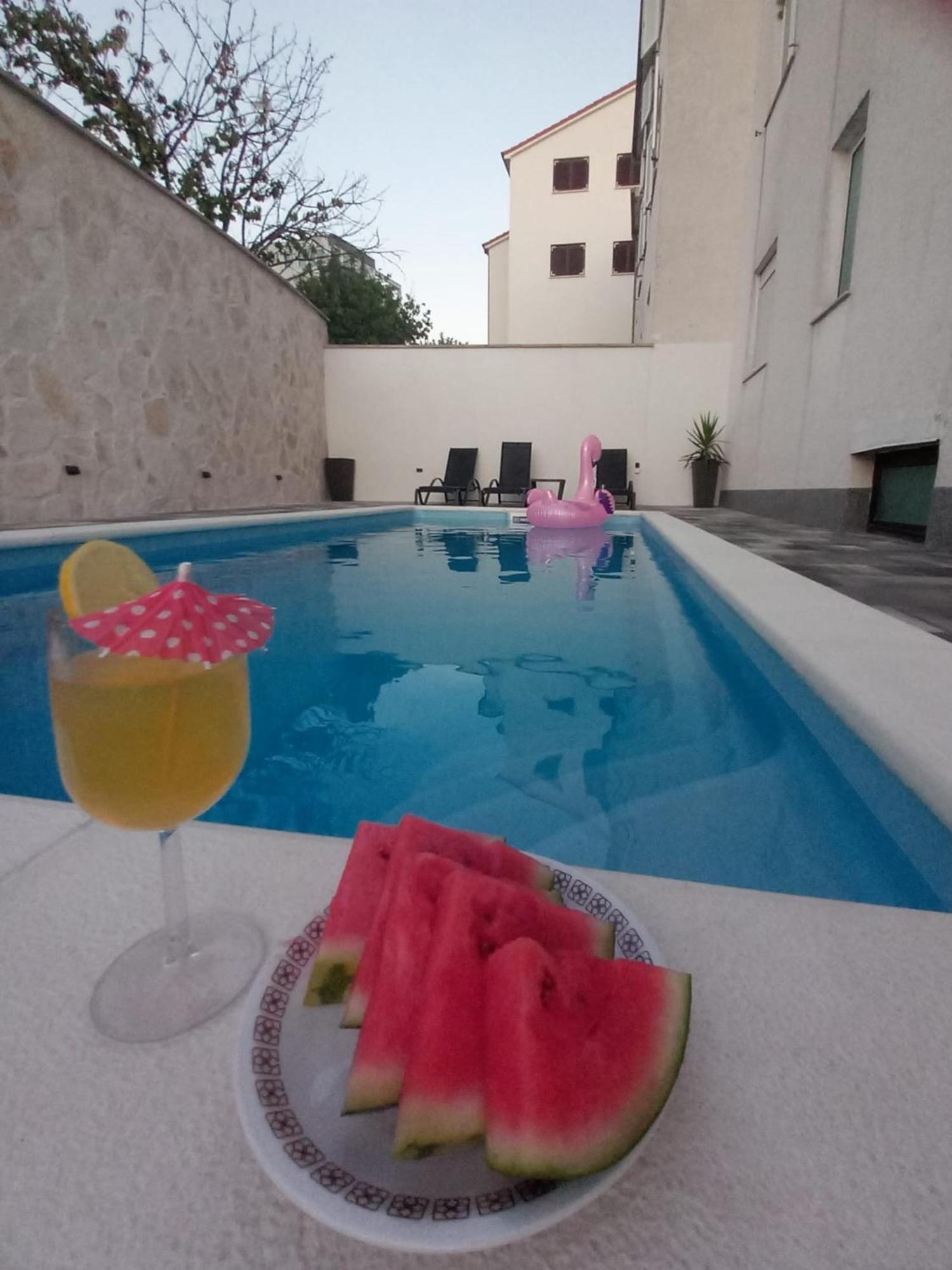 Apartment Frane Podstrana With Private Pool Bagian luar foto